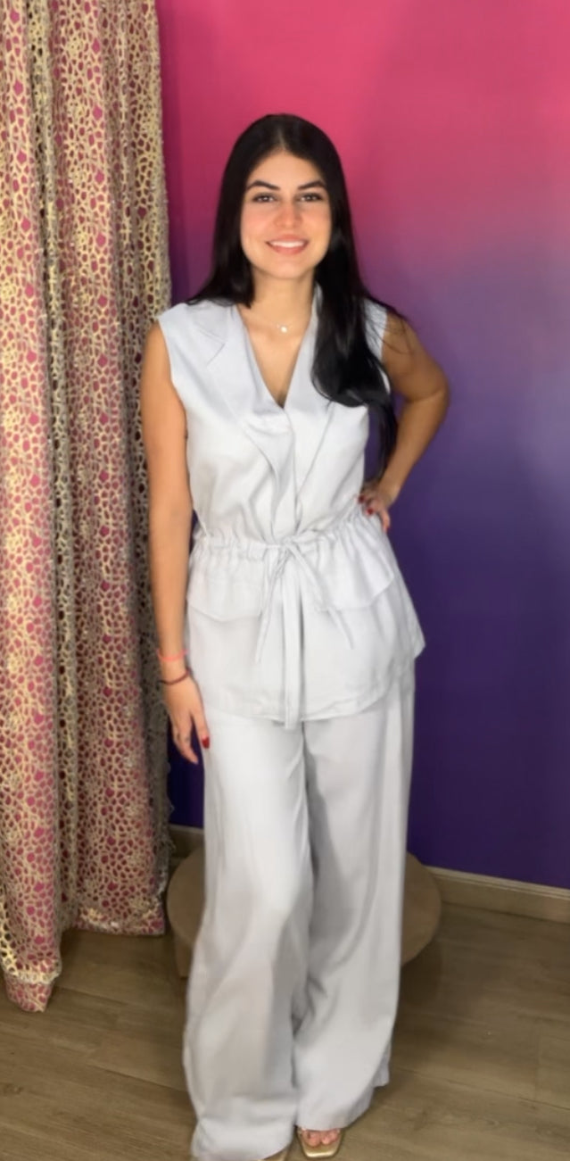 Conjunto Delfina