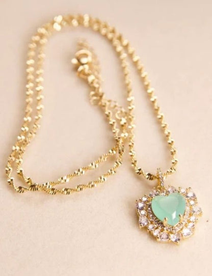 Collar corazón verde