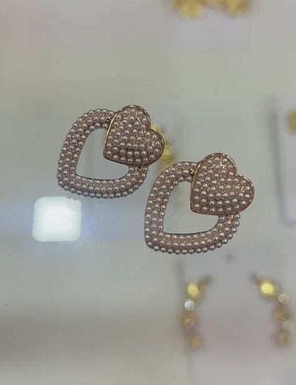 Aretes mini corazón